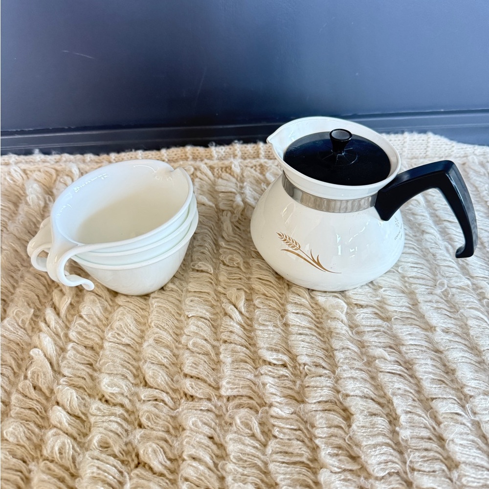 Elegant White Coffee Set with Gold Accents